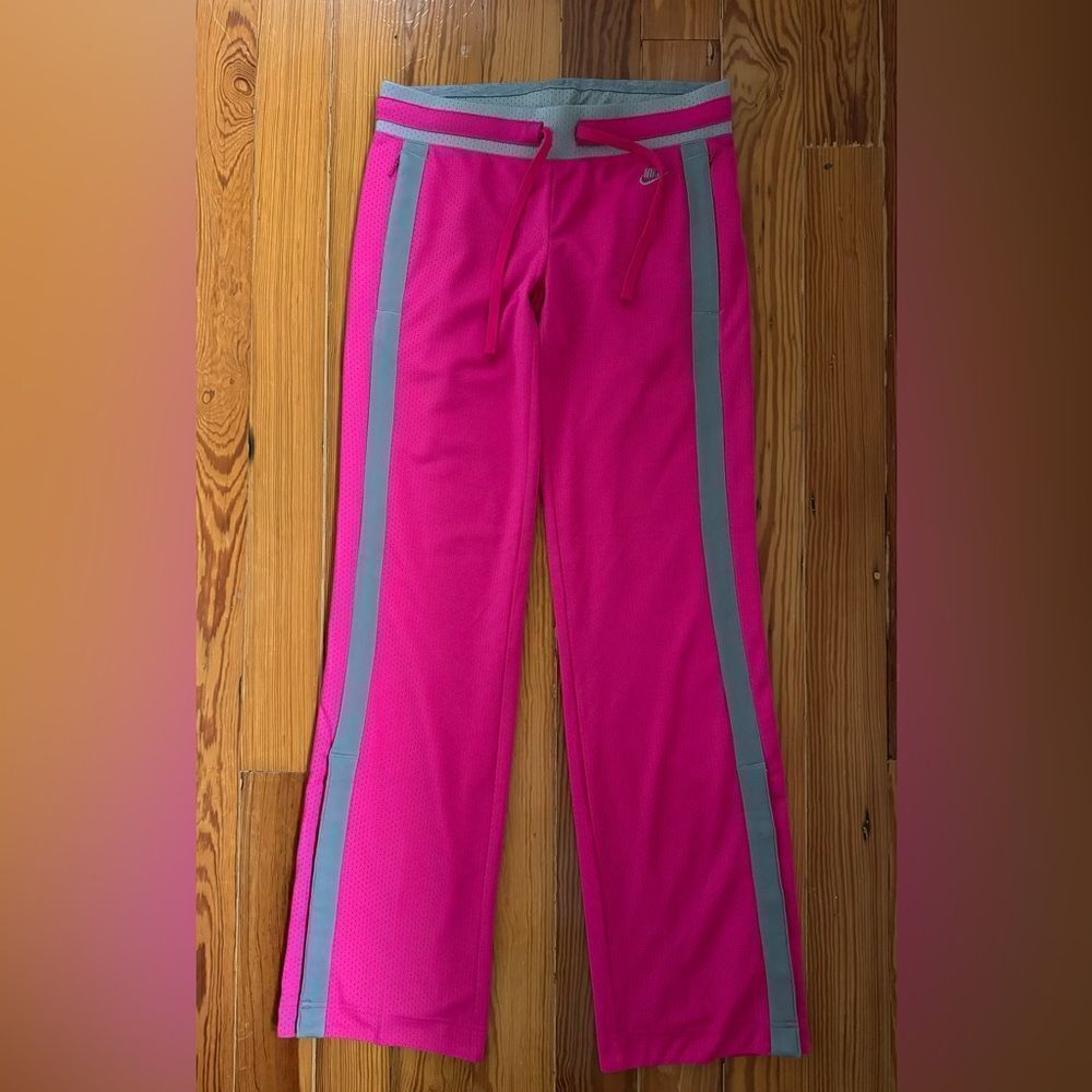 Vintage Women’s Nike Athletic Pants